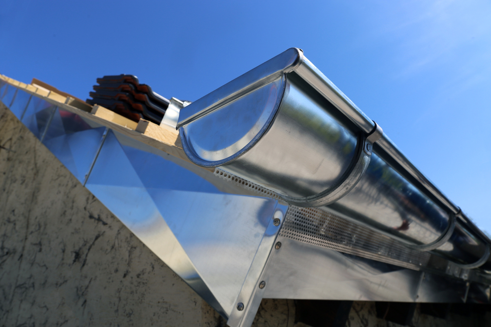 Close-up,Of,A,Newly,Installed,Gutter Zinguerie à Colomiers